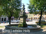 Odry, náměstí, kašna