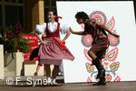 Mezinárodní folklorní festival Písní a tancem