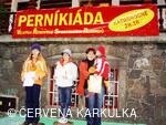Perníkiáda 2009 - předání perníkijských medailí za Čapí stoj na jedné noze